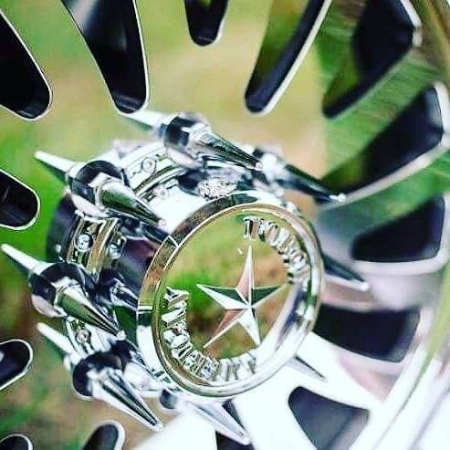 Spike lug nuts discount